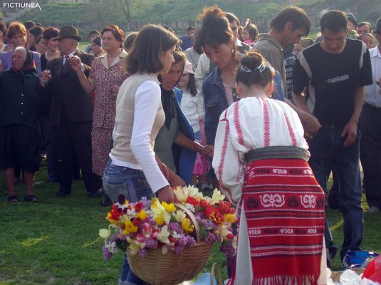 Narcisa ȘTIUCĂ - Hora de pomană