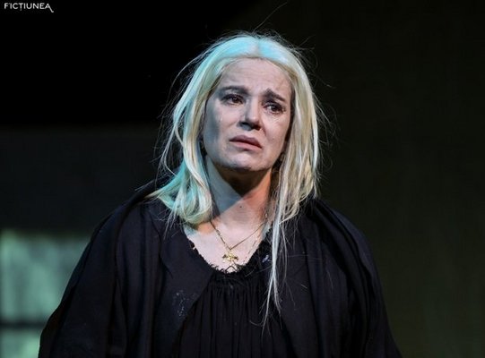Andrei BULBOACĂ - Moroi și Păpădii. Teatrul ca document etnologic