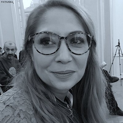 Carmen Theo FĂGEȚEANU - Generația “Beach, please!