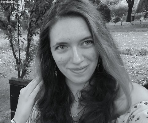 Andreea UDREA - La benzinărie