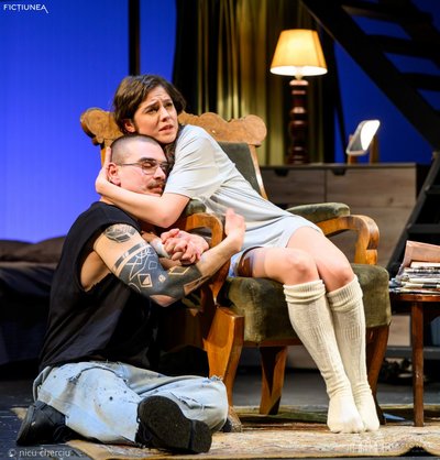 Ana IONESEI - Privește înapoi cu mânie sau jocul de a pretinde că ești om și caruselul conviețuirii