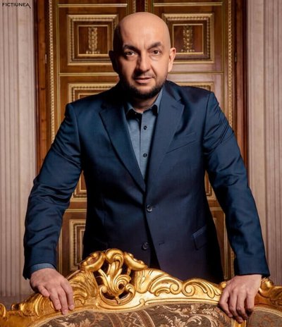 Carmen TÂRNOVEANU - Lucian Petrean: Opera nu se grăbește niciodată să-ți spună totul